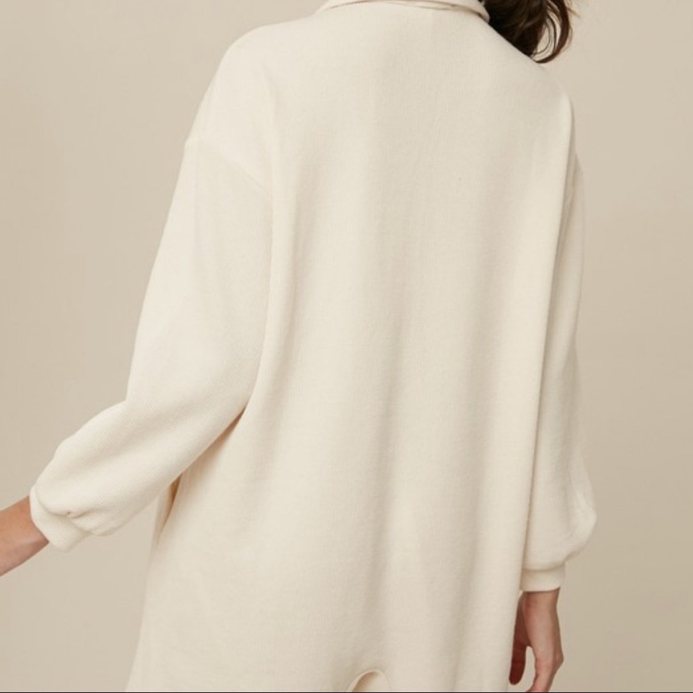 NWT Cozy romper - Picture 5 of 5